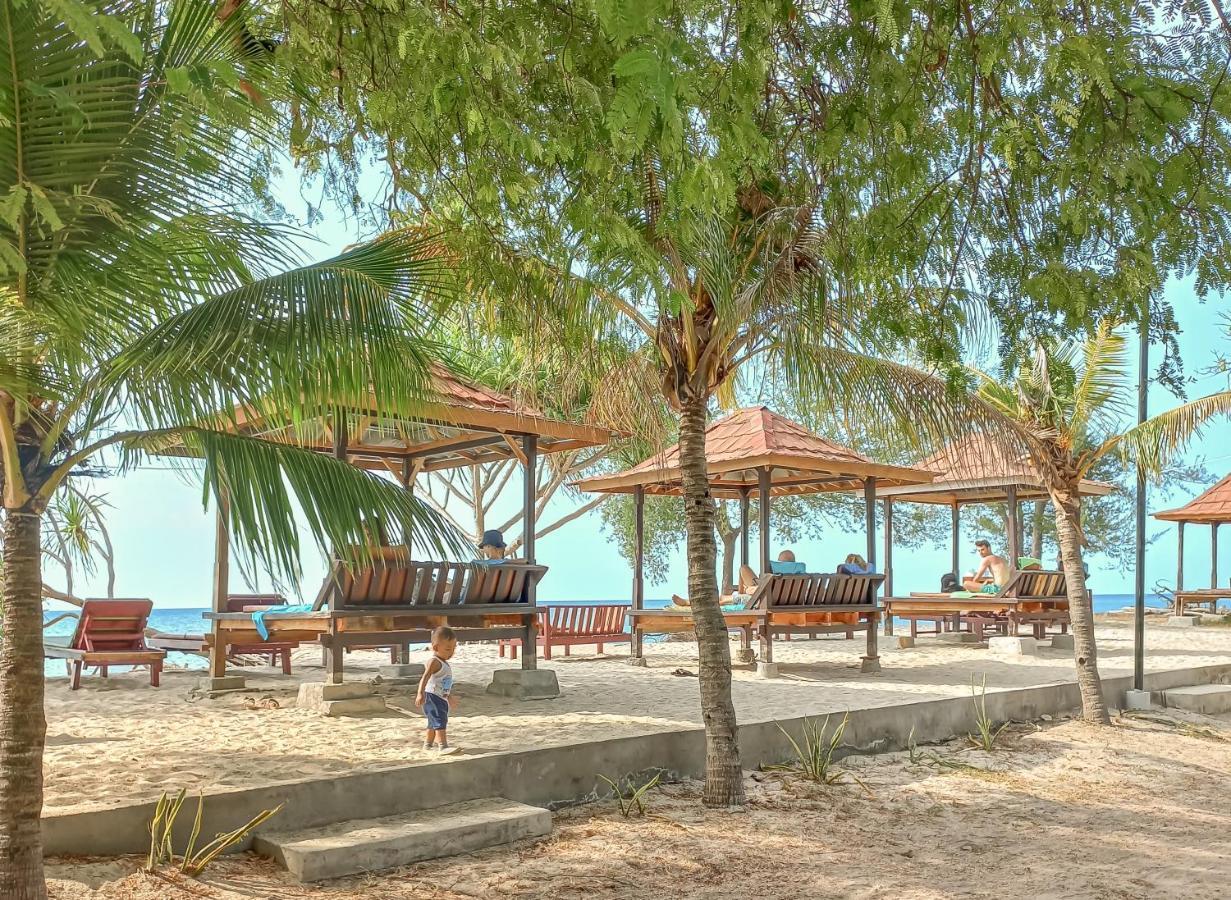 Nusa Indah Bungalows Gili Air Dış mekan fotoğraf
