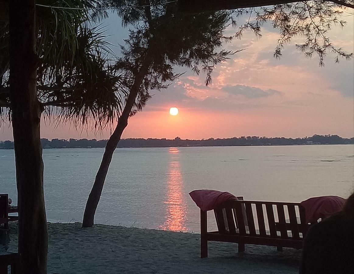 Nusa Indah Bungalows Gili Air Dış mekan fotoğraf