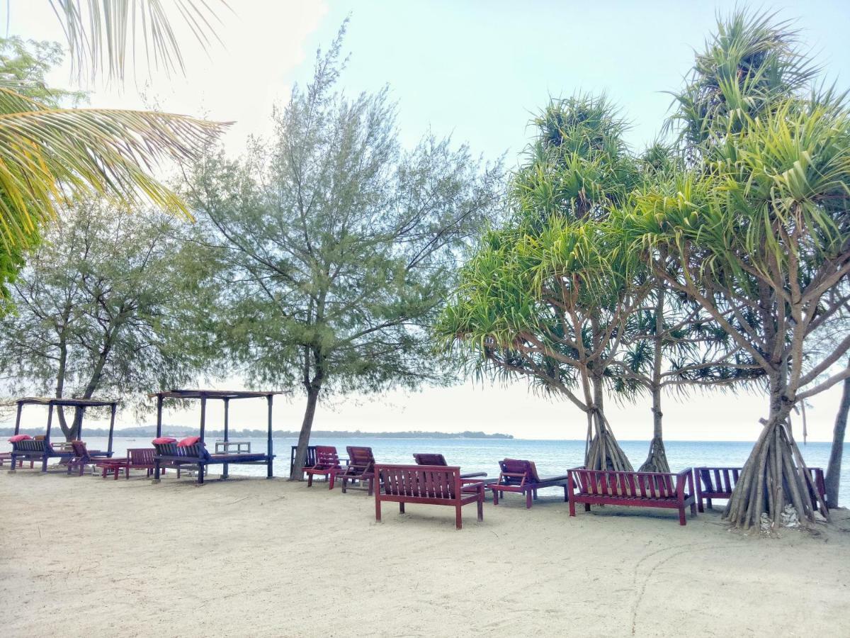 Nusa Indah Bungalows Gili Air Dış mekan fotoğraf