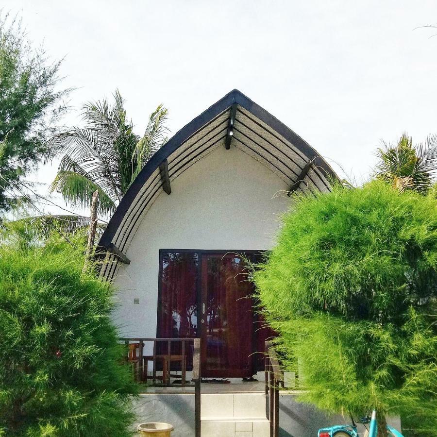 Nusa Indah Bungalows Gili Air Dış mekan fotoğraf